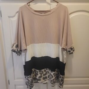 Celeste Beige and Black Color Block Tee